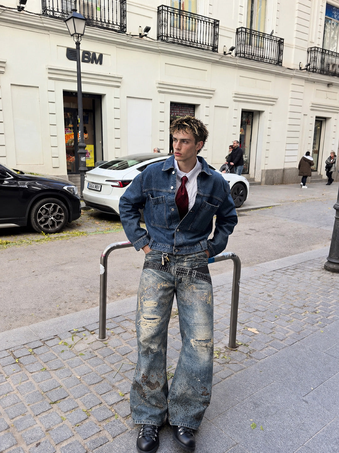 Belt Graphic Jeans